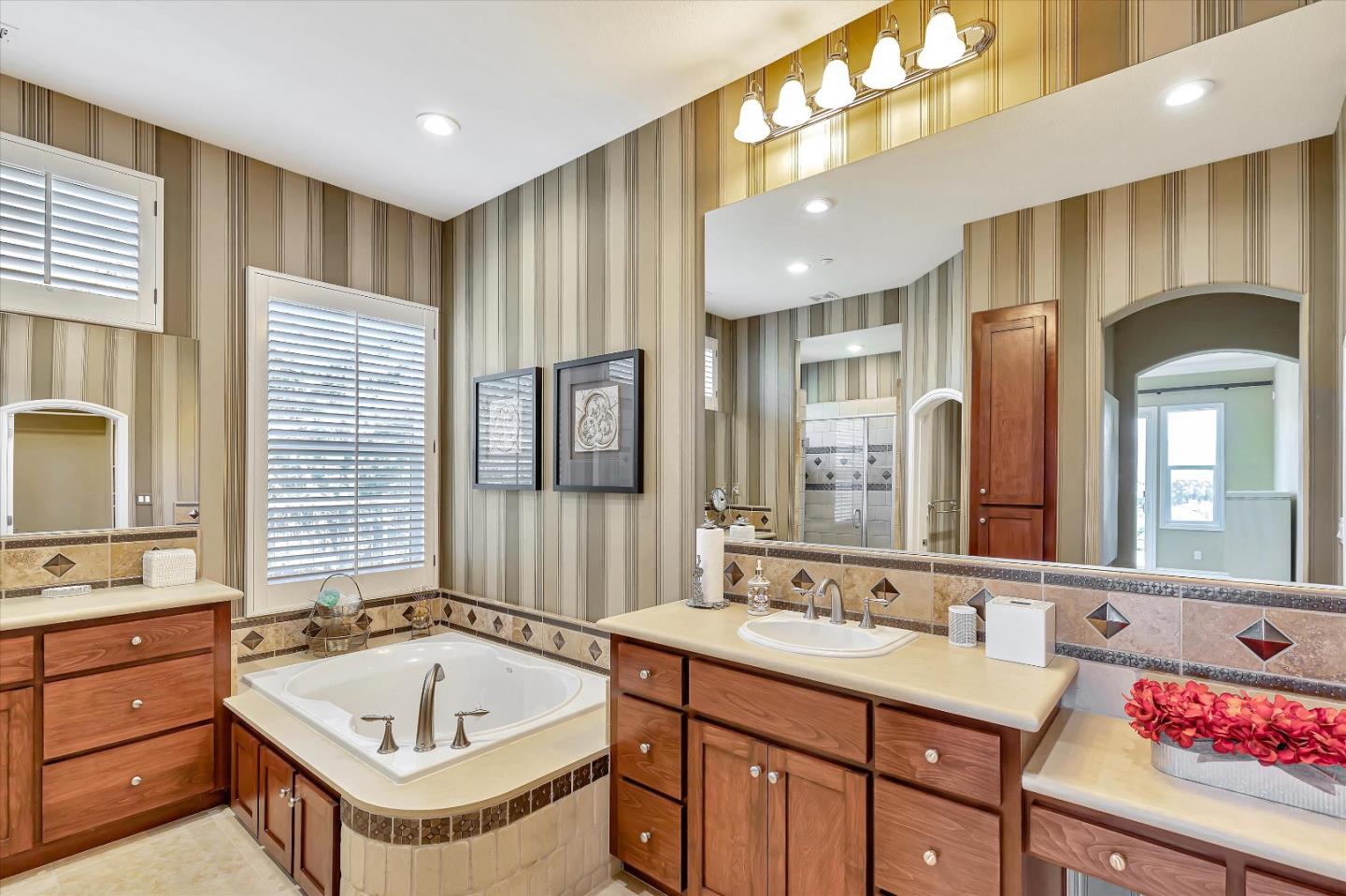 Detail Gallery Image 33 of 44 For 2330 Stonecress St, Gilroy,  CA 95020 - 5 Beds | 4 Baths
