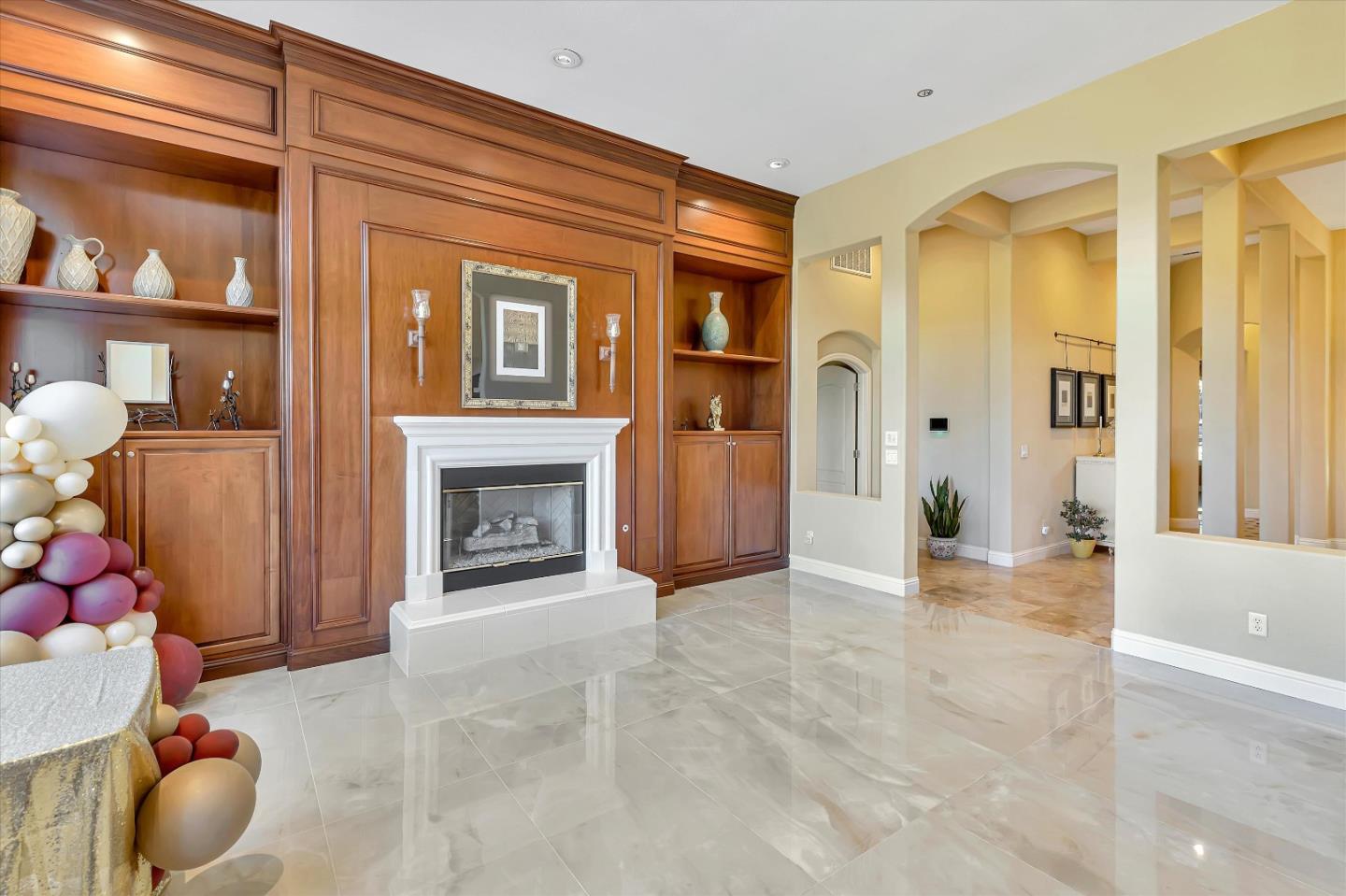 Detail Gallery Image 7 of 44 For 2330 Stonecress St, Gilroy,  CA 95020 - 5 Beds | 4 Baths