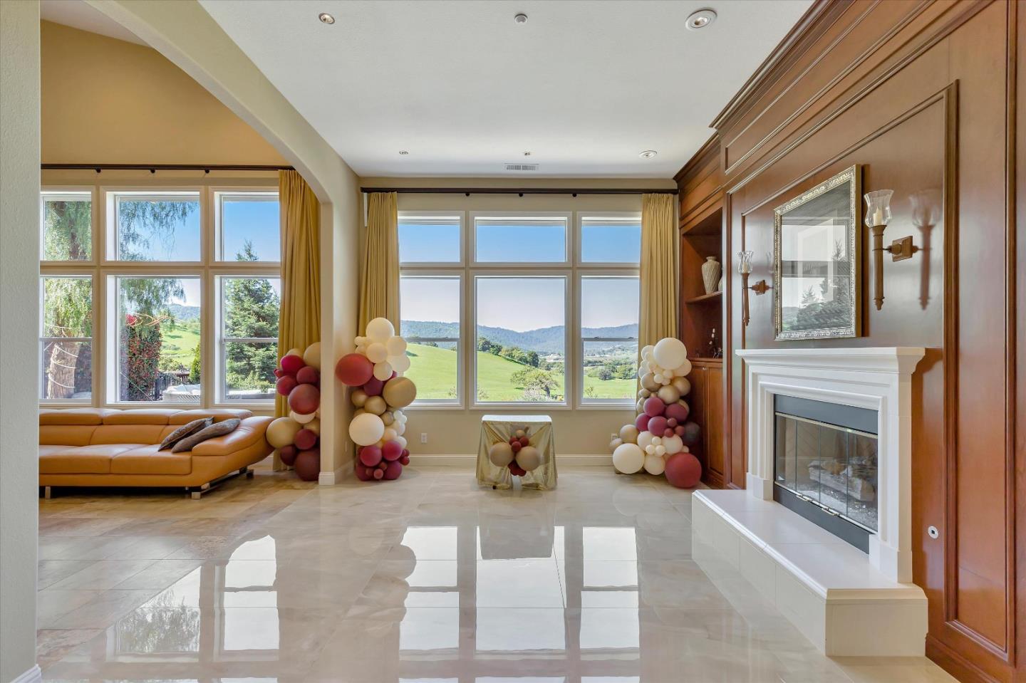 Detail Gallery Image 8 of 44 For 2330 Stonecress St, Gilroy,  CA 95020 - 5 Beds | 4 Baths