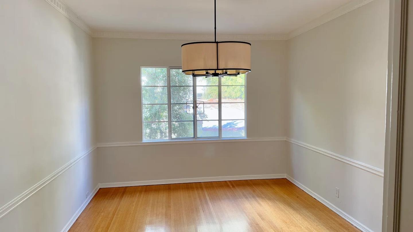 Detail Gallery Image 16 of 24 For 8417 Fountain, West Hollywood,  CA 90069 - 2 Beds | 2 Baths