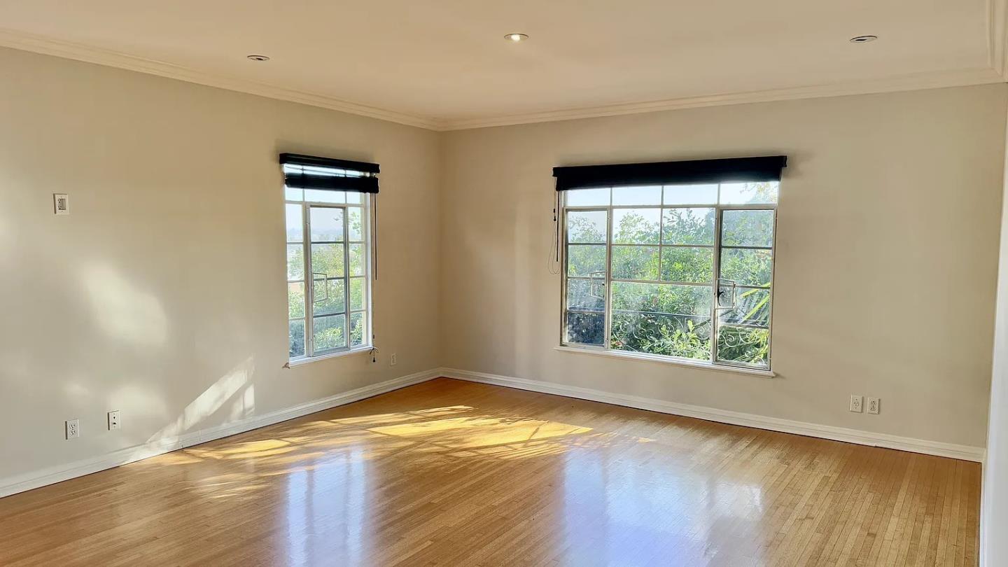 Detail Gallery Image 17 of 24 For 8417 Fountain, West Hollywood,  CA 90069 - 2 Beds | 2 Baths