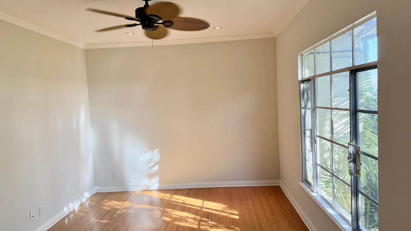 Detail Gallery Image 8 of 24 For 8417 Fountain, West Hollywood,  CA 90069 - 2 Beds | 2 Baths
