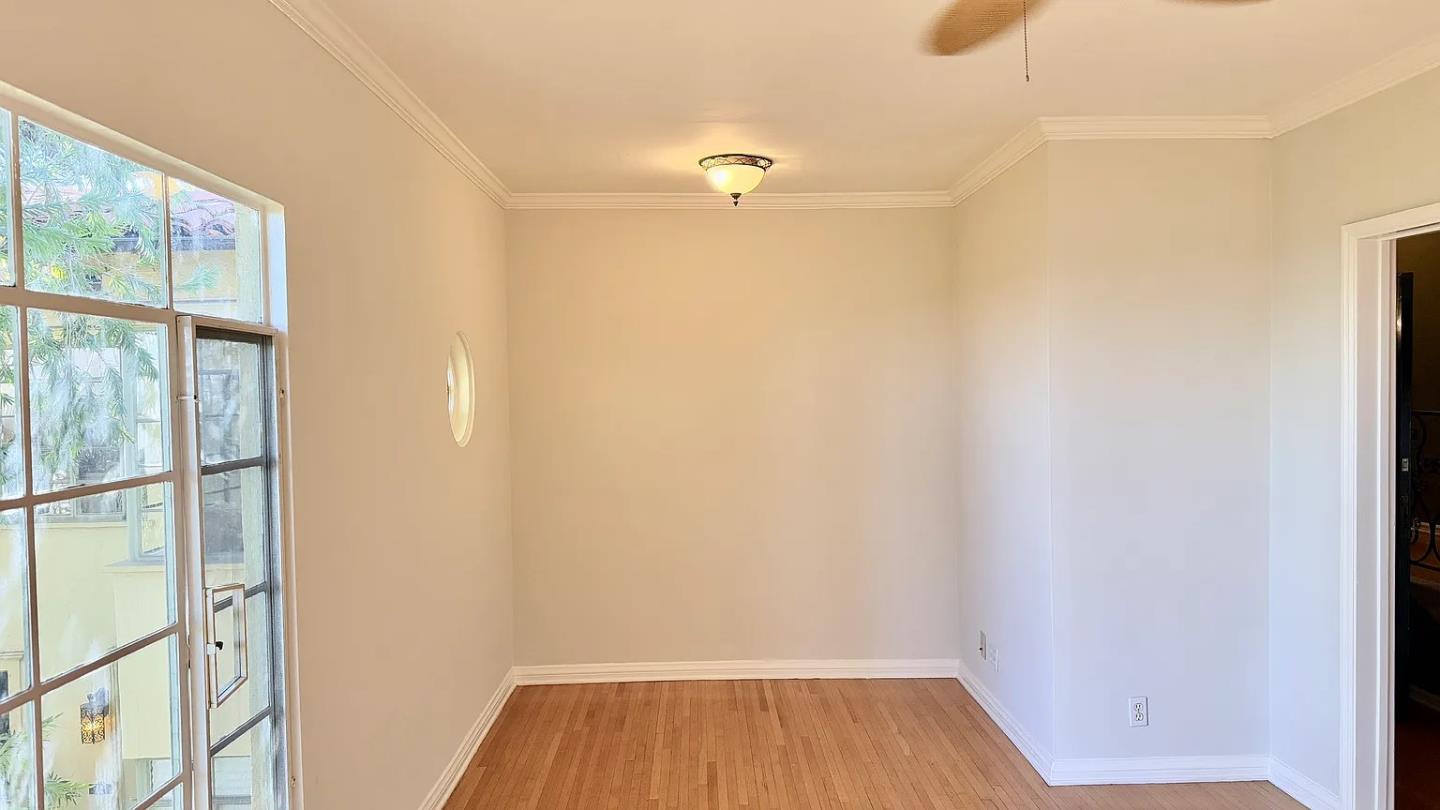 Detail Gallery Image 9 of 24 For 8417 Fountain, West Hollywood,  CA 90069 - 2 Beds | 2 Baths