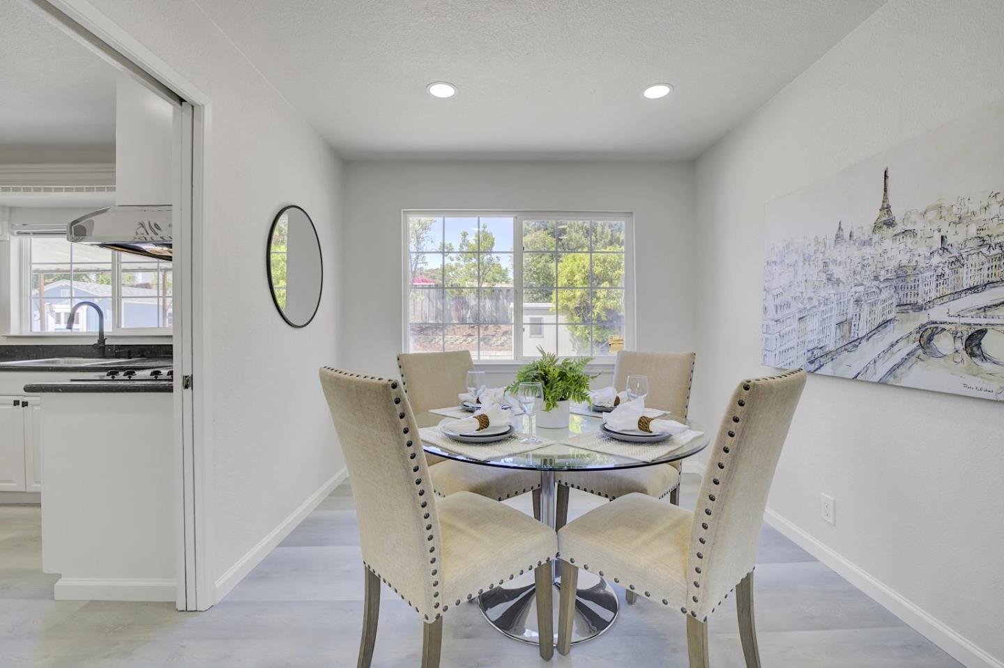 Detail Gallery Image 11 of 49 For 3517 Dahill Ct, San Jose,  CA 95121 - 4 Beds | 2/1 Baths