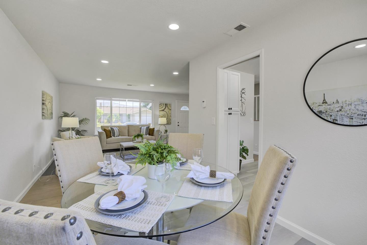 Detail Gallery Image 12 of 49 For 3517 Dahill Ct, San Jose,  CA 95121 - 4 Beds | 2/1 Baths