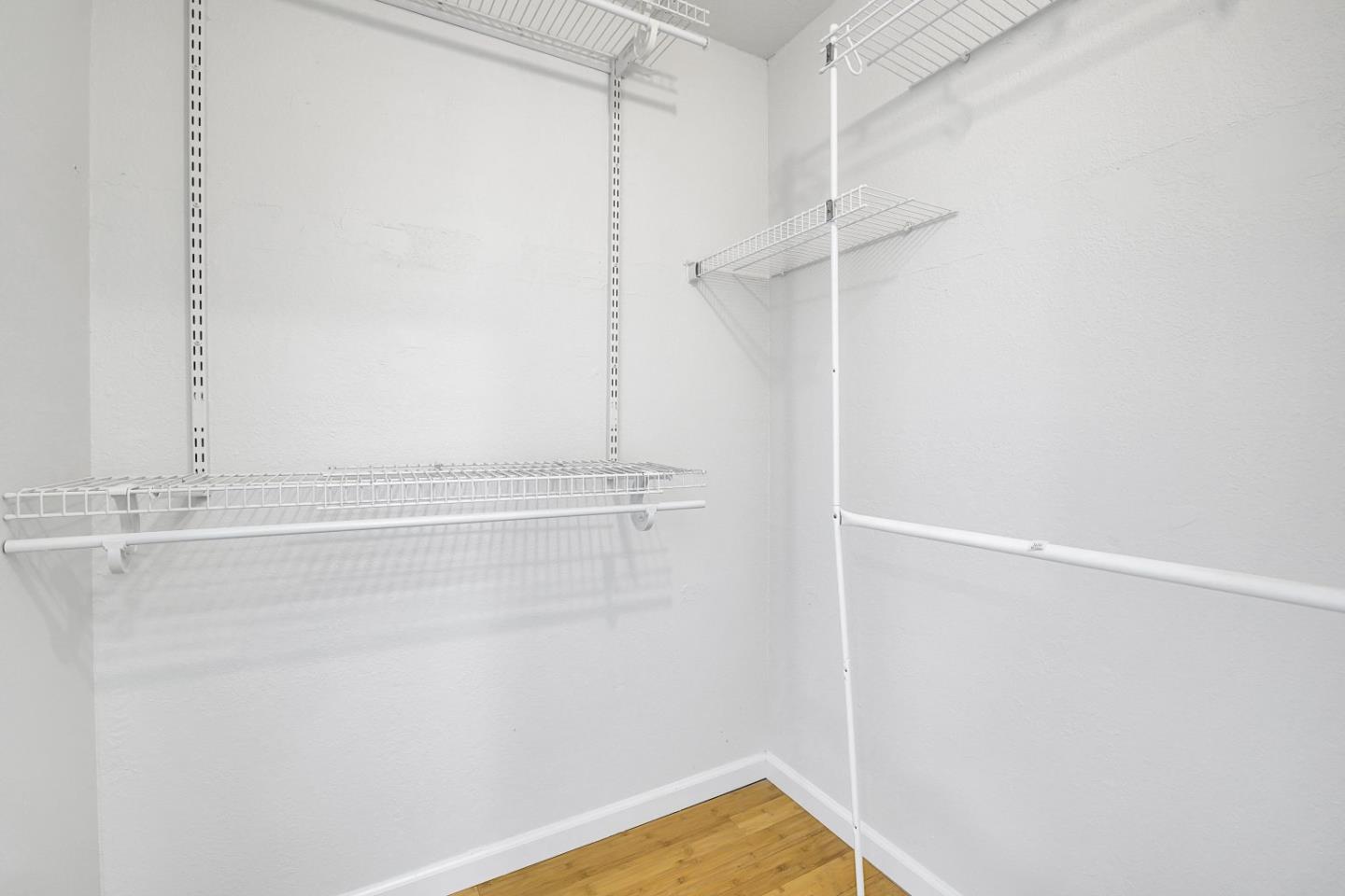 Detail Gallery Image 29 of 49 For 3517 Dahill Ct, San Jose,  CA 95121 - 4 Beds | 2/1 Baths