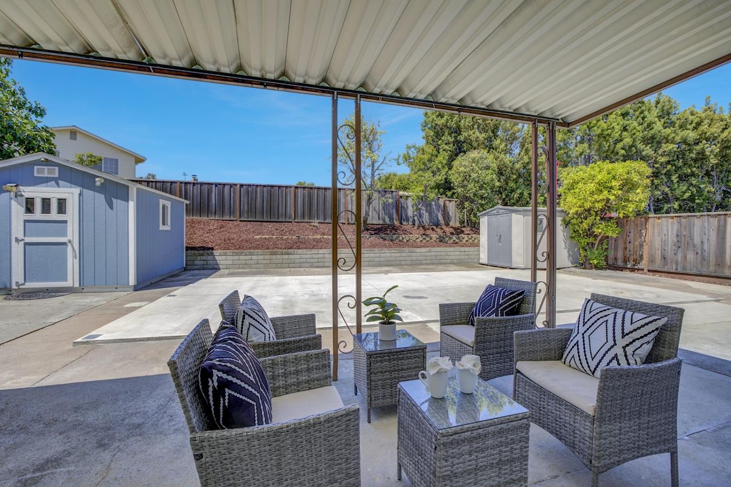 Detail Gallery Image 38 of 49 For 3517 Dahill Ct, San Jose,  CA 95121 - 4 Beds | 2/1 Baths