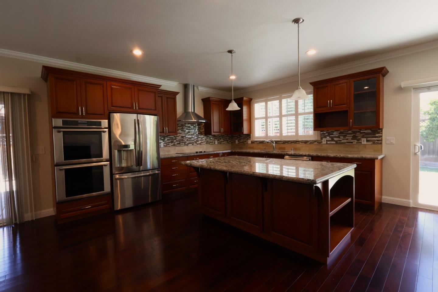 Detail Gallery Image 11 of 18 For 763 Fallon Ave, Santa Clara,  CA 95050 - 3 Beds | 3 Baths