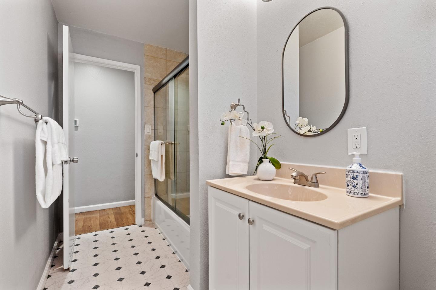 Detail Gallery Image 30 of 55 For 870 S Jackson Ave, San Jose,  CA 95116 - 4 Beds | 2 Baths