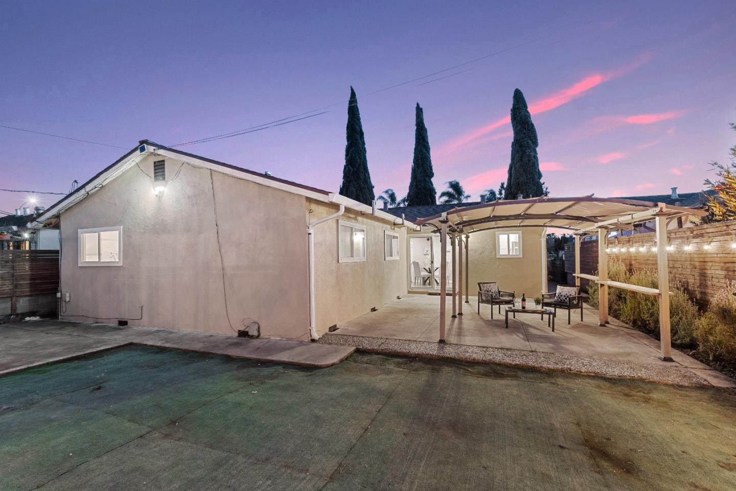Detail Gallery Image 49 of 55 For 870 S Jackson Ave, San Jose,  CA 95116 - 4 Beds | 2 Baths