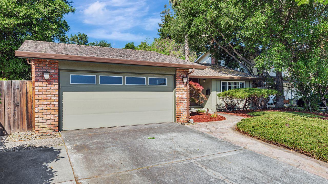 Detail Gallery Image 2 of 47 For 939 Poplar Ave, Sunnyvale,  CA 94086 - 3 Beds | 2 Baths