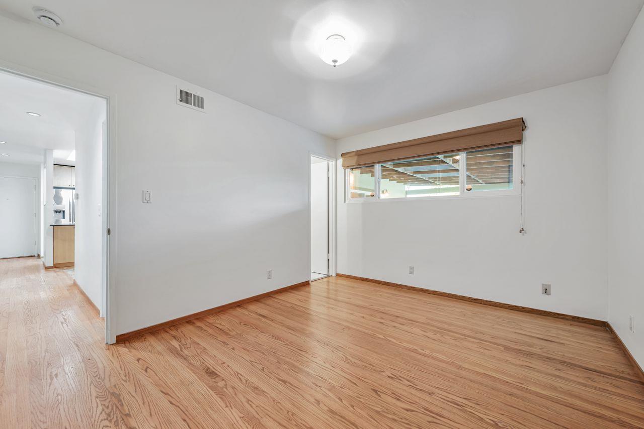 Detail Gallery Image 23 of 47 For 939 Poplar Ave, Sunnyvale,  CA 94086 - 3 Beds | 2 Baths