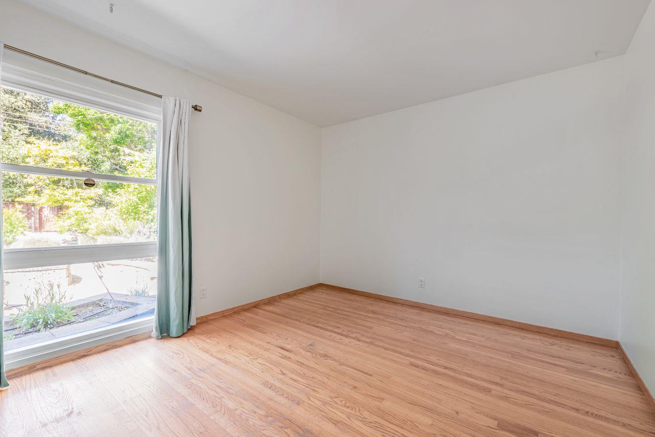 Detail Gallery Image 26 of 47 For 939 Poplar Ave, Sunnyvale,  CA 94086 - 3 Beds | 2 Baths