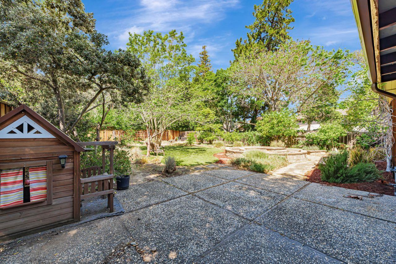 Detail Gallery Image 37 of 47 For 939 Poplar Ave, Sunnyvale,  CA 94086 - 3 Beds | 2 Baths