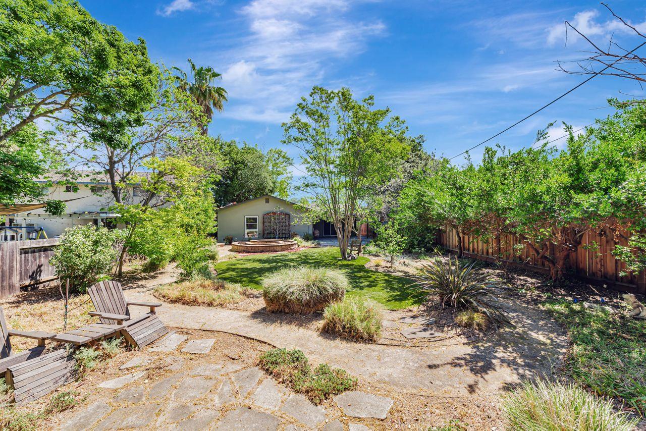 Detail Gallery Image 40 of 47 For 939 Poplar Ave, Sunnyvale,  CA 94086 - 3 Beds | 2 Baths