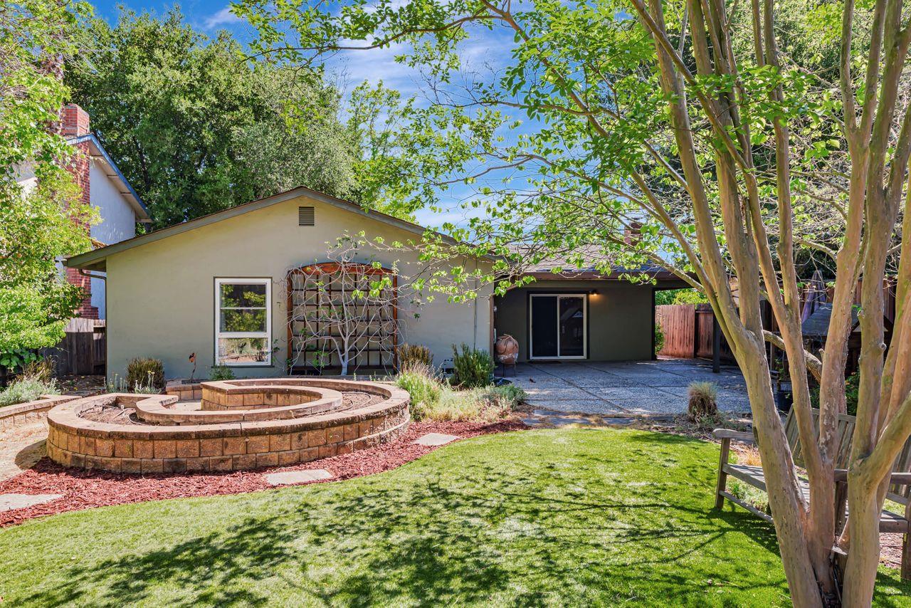 Detail Gallery Image 42 of 47 For 939 Poplar Ave, Sunnyvale,  CA 94086 - 3 Beds | 2 Baths