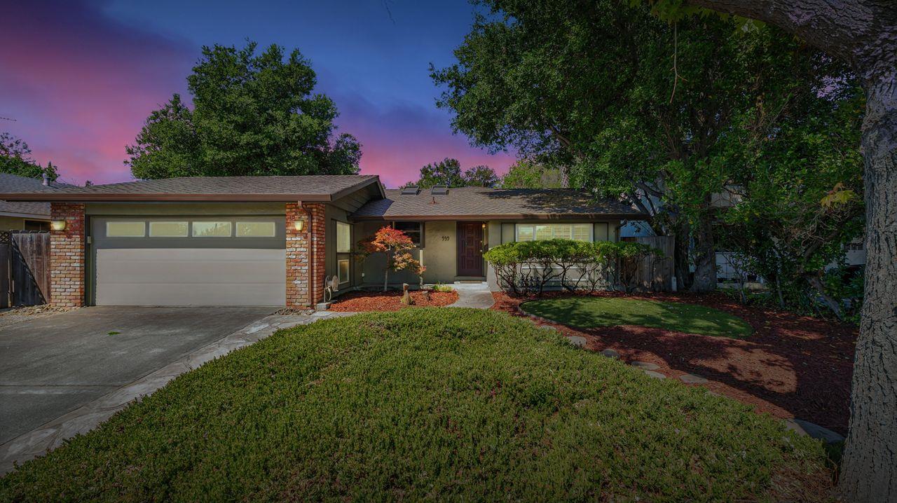 Detail Gallery Image 43 of 47 For 939 Poplar Ave, Sunnyvale,  CA 94086 - 3 Beds | 2 Baths