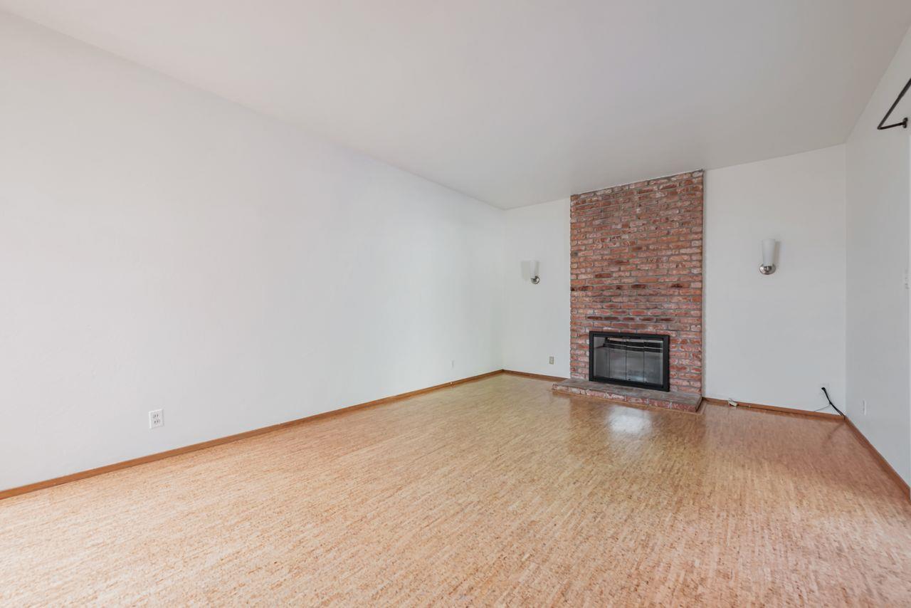 Detail Gallery Image 6 of 47 For 939 Poplar Ave, Sunnyvale,  CA 94086 - 3 Beds | 2 Baths