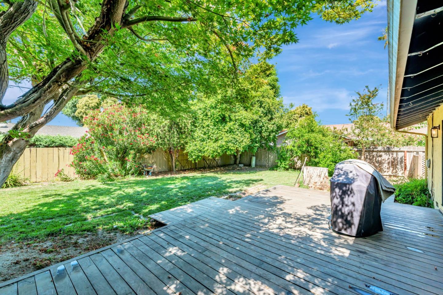 Detail Gallery Image 25 of 32 For 3115 Polk Way, Stockton,  CA 95219 - 3 Beds | 2 Baths