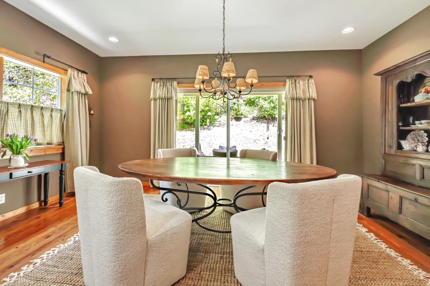Detail Gallery Image 13 of 35 For 13756 W Park Ave, Boulder Creek,  CA 95006 - 2 Beds | 2 Baths