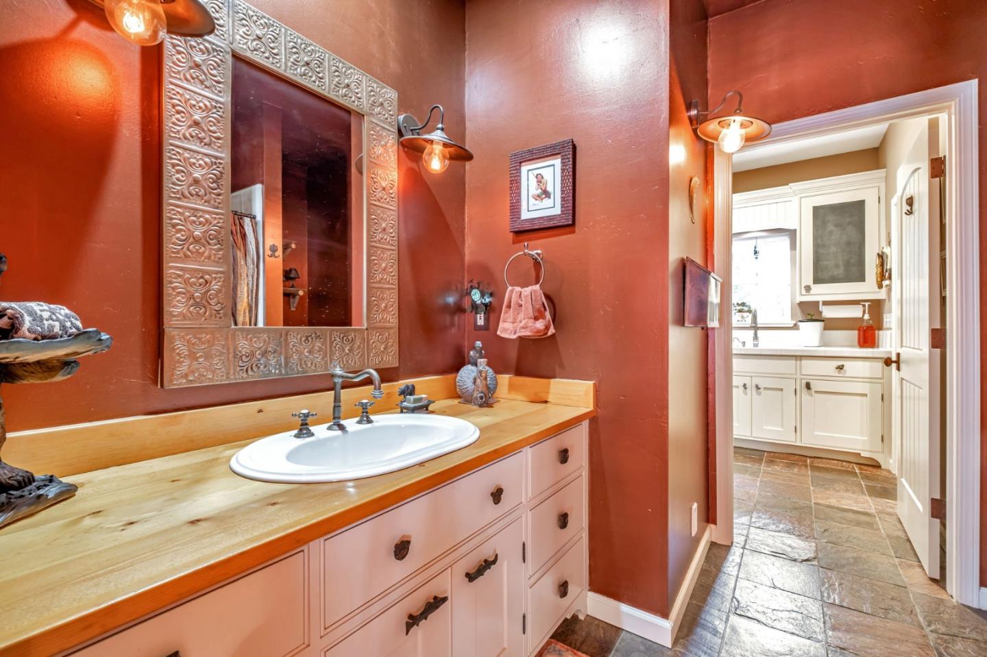 Detail Gallery Image 28 of 35 For 13756 W Park Ave, Boulder Creek,  CA 95006 - 2 Beds | 2 Baths