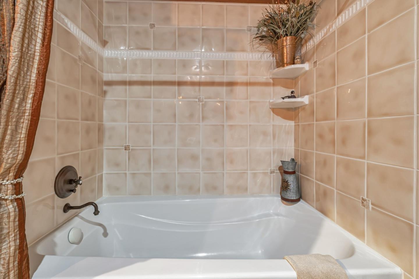 Detail Gallery Image 29 of 35 For 13756 W Park Ave, Boulder Creek,  CA 95006 - 2 Beds | 2 Baths