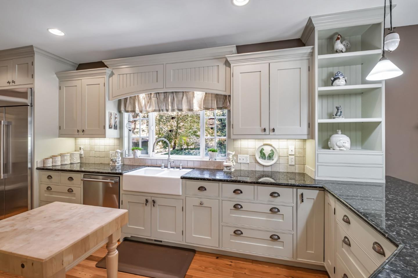 Detail Gallery Image 6 of 35 For 13756 W Park Ave, Boulder Creek,  CA 95006 - 2 Beds | 2 Baths