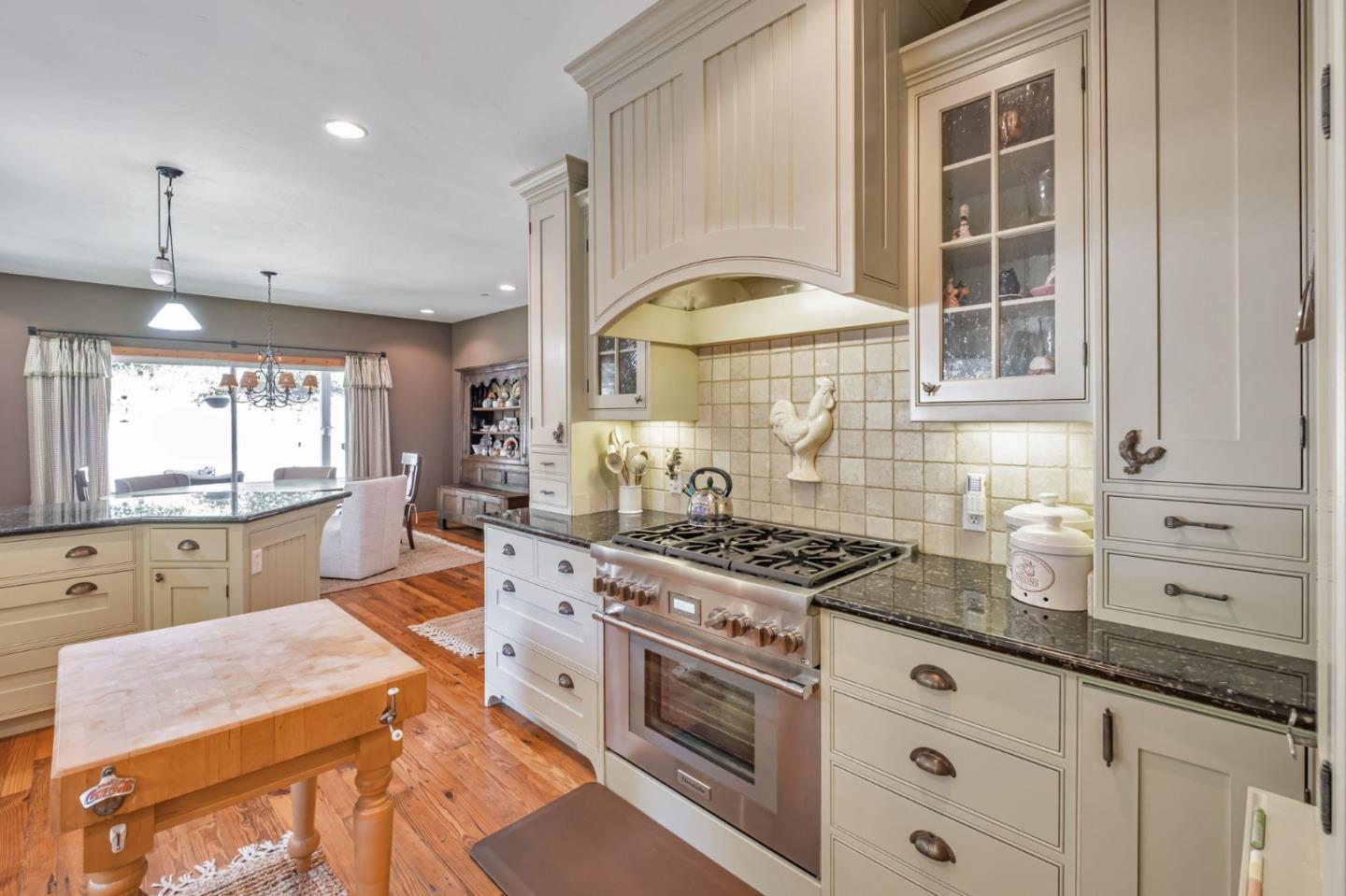 Detail Gallery Image 7 of 35 For 13756 W Park Ave, Boulder Creek,  CA 95006 - 2 Beds | 2 Baths