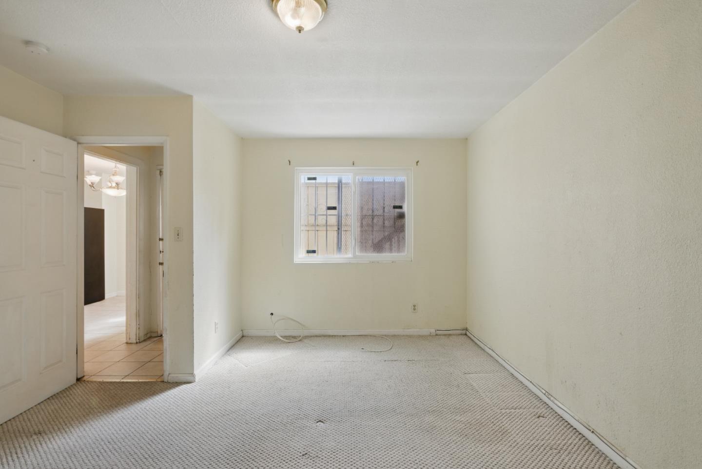 Detail Gallery Image 13 of 25 For 139 Frankfort St, Daly City,  CA 94014 - 4 Beds | 2 Baths