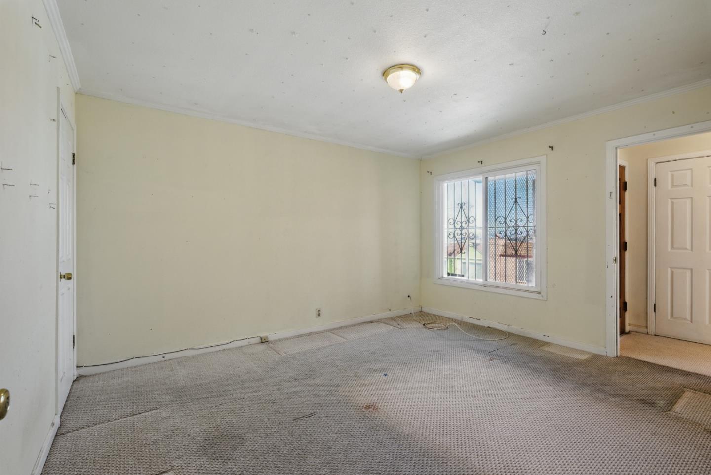 Detail Gallery Image 15 of 25 For 139 Frankfort St, Daly City,  CA 94014 - 4 Beds | 2 Baths