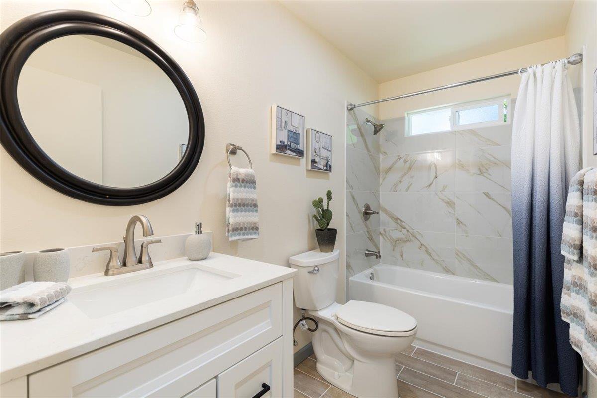 Detail Gallery Image 12 of 15 For 11370 Center Ave, Gilroy,  CA 95020 - 3 Beds | 2 Baths
