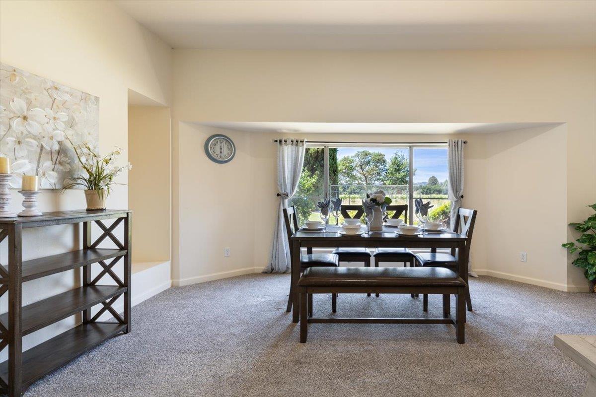Detail Gallery Image 8 of 15 For 11370 Center Ave, Gilroy,  CA 95020 - 3 Beds | 2 Baths