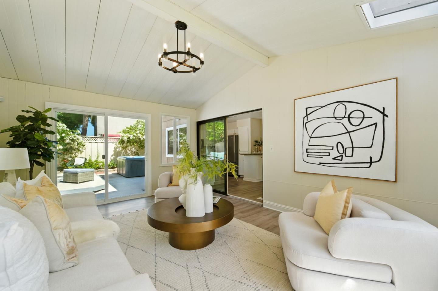 Detail Gallery Image 13 of 23 For 495 Waskow Dr, San Jose,  CA 95123 - 4 Beds | 2 Baths