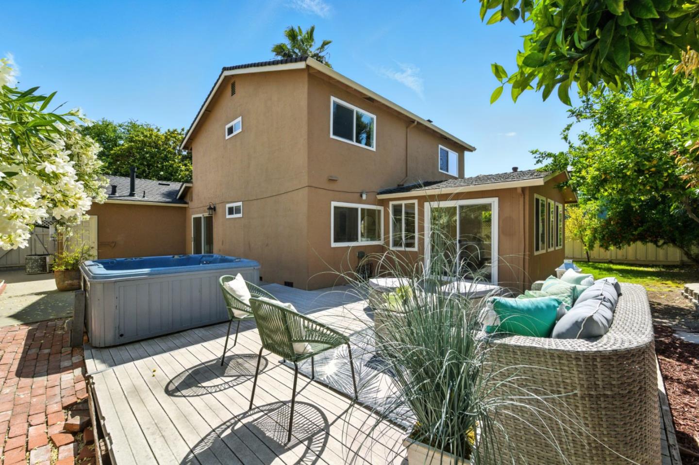 Detail Gallery Image 19 of 23 For 495 Waskow Dr, San Jose,  CA 95123 - 4 Beds | 2 Baths
