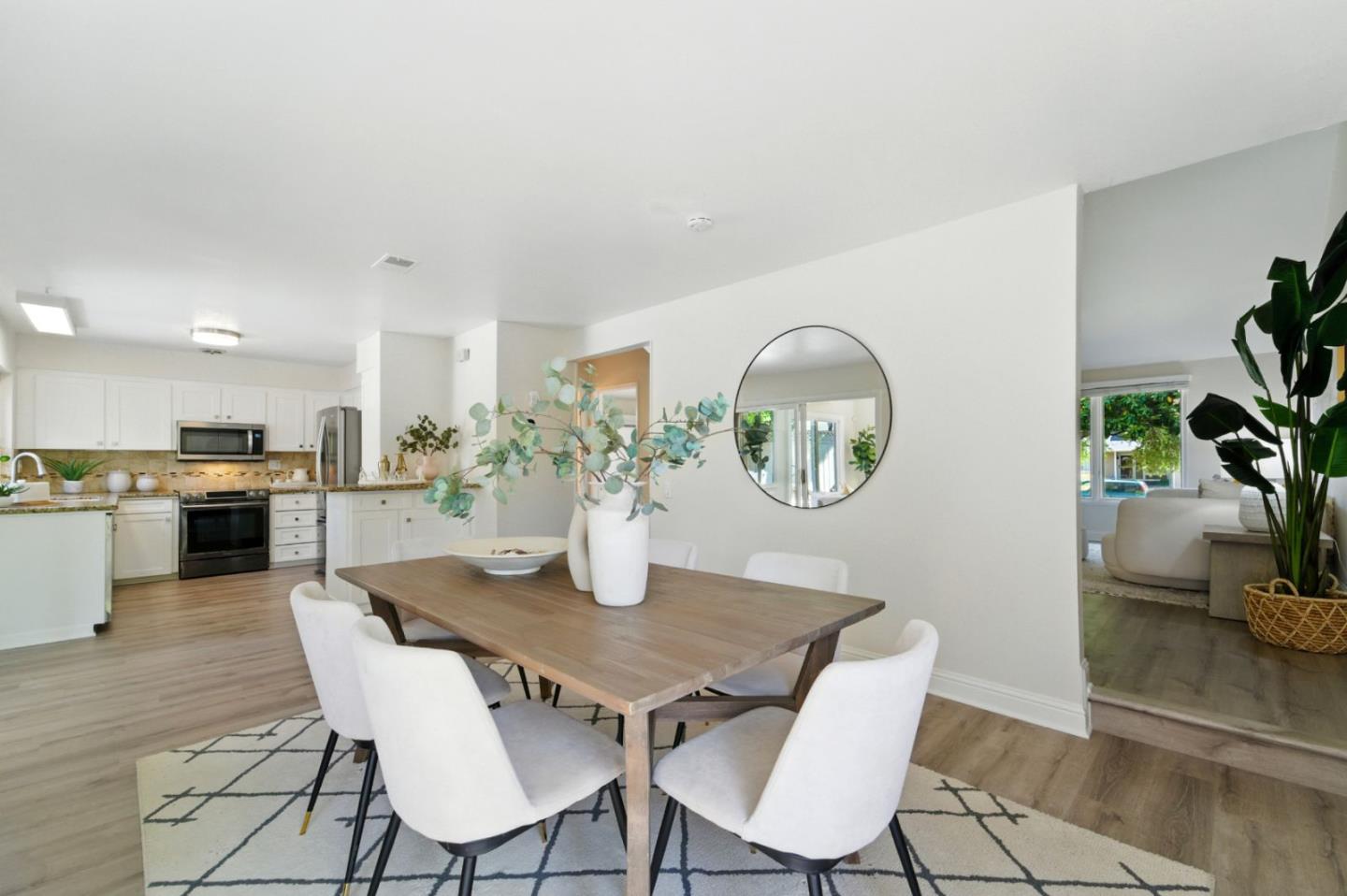 Detail Gallery Image 7 of 23 For 495 Waskow Dr, San Jose,  CA 95123 - 4 Beds | 2 Baths