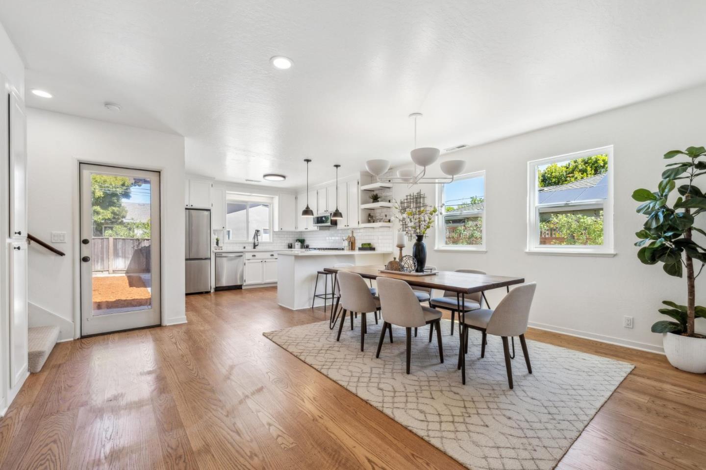 Detail Gallery Image 10 of 28 For 516 29th Ave, San Mateo,  CA 94403 - 3 Beds | 2 Baths