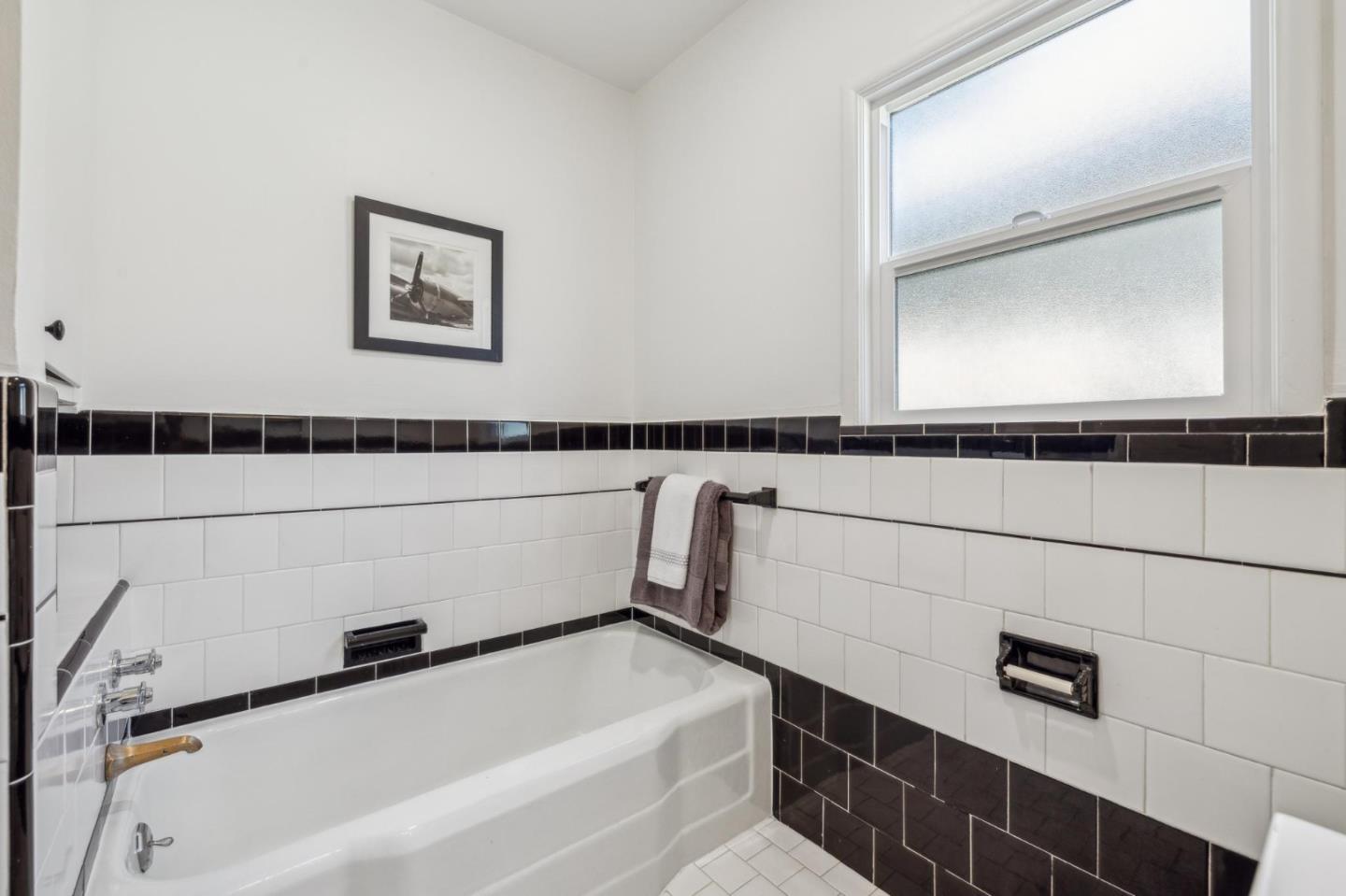 Detail Gallery Image 19 of 28 For 516 29th Ave, San Mateo,  CA 94403 - 3 Beds | 2 Baths