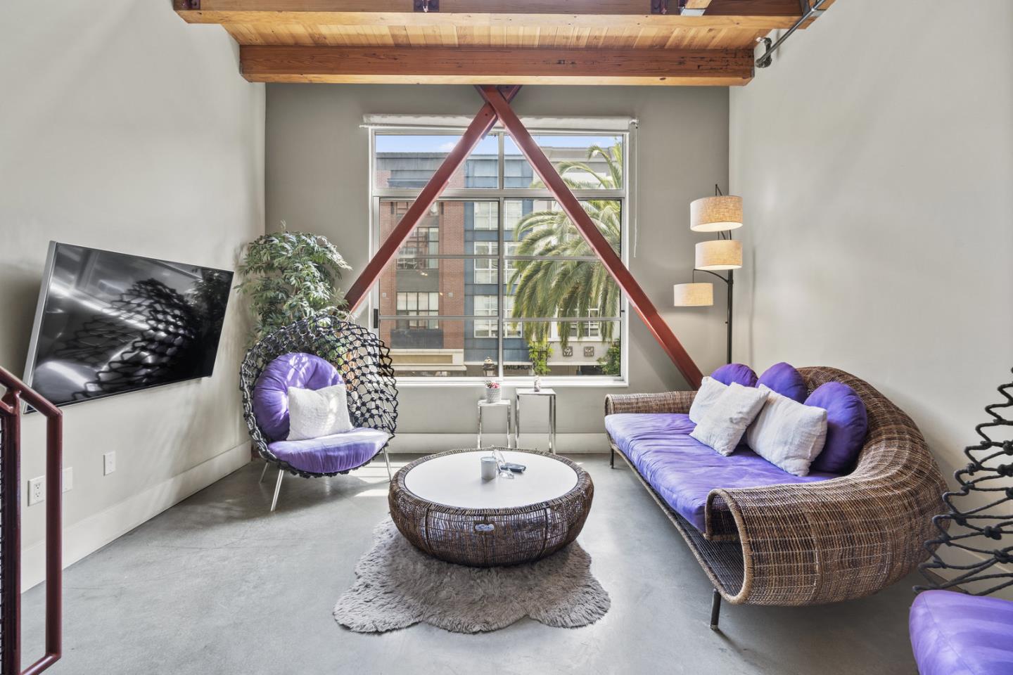 Detail Gallery Image 2 of 14 For 333 Santana Row #241,  San Jose,  CA 95128 - 2 Beds | 1/1 Baths