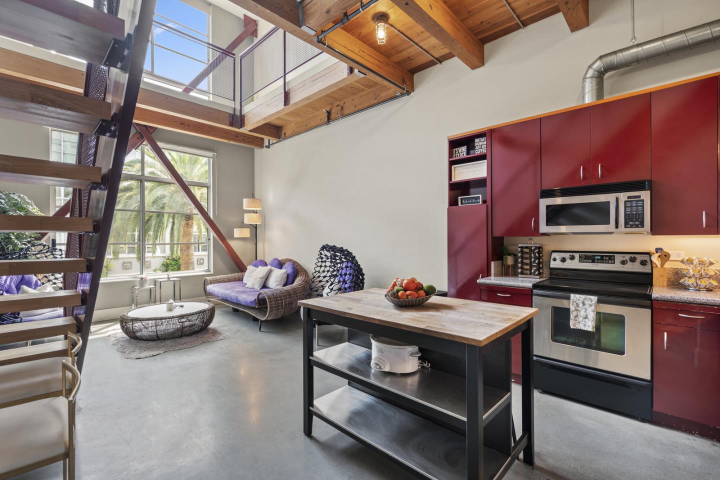 Detail Gallery Image 3 of 14 For 333 Santana Row #241,  San Jose,  CA 95128 - 2 Beds | 1/1 Baths