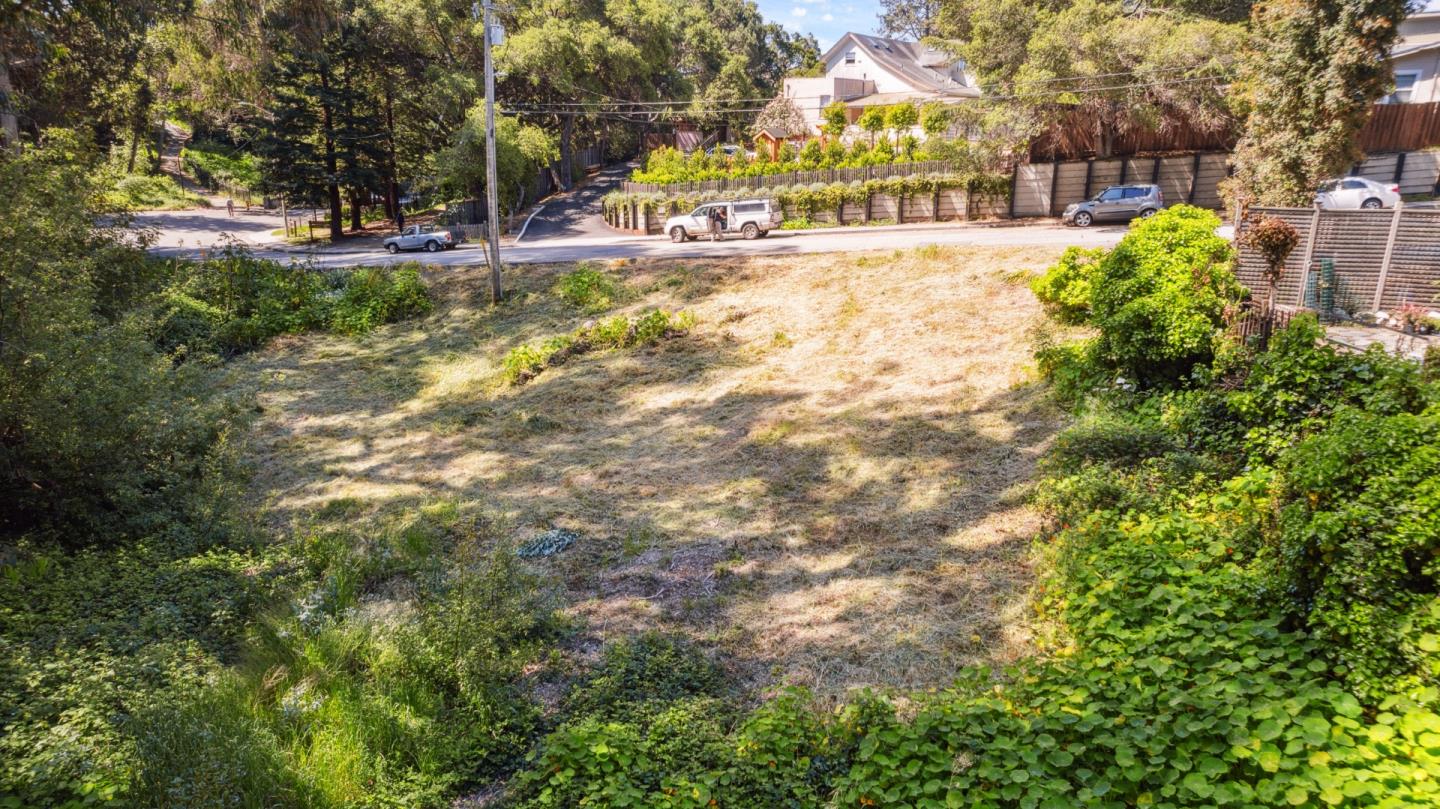 Detail Gallery Image 7 of 12 For 140 S Branciforte Ave, Santa Cruz,  CA 95062 - – Beds | – Baths