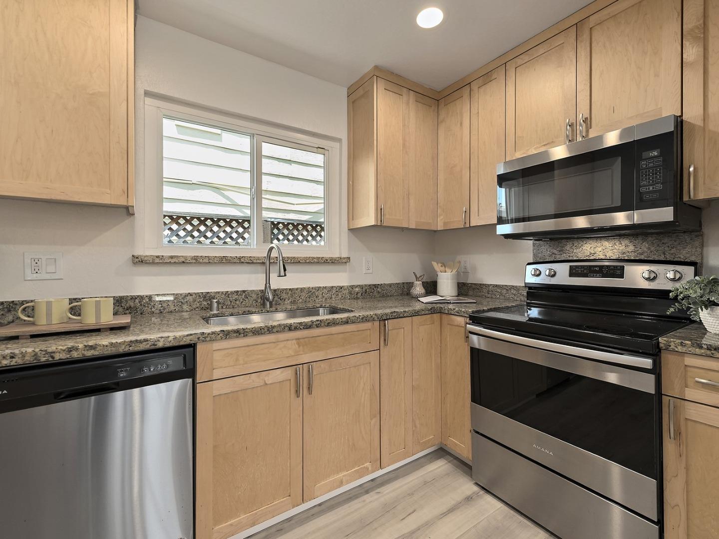 Detail Gallery Image 12 of 24 For 2106 Treewood Ln, San Jose,  CA 95132 - 3 Beds | 2 Baths