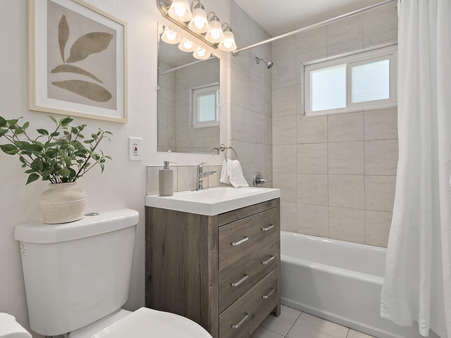 Detail Gallery Image 16 of 24 For 2106 Treewood Ln, San Jose,  CA 95132 - 3 Beds | 2 Baths