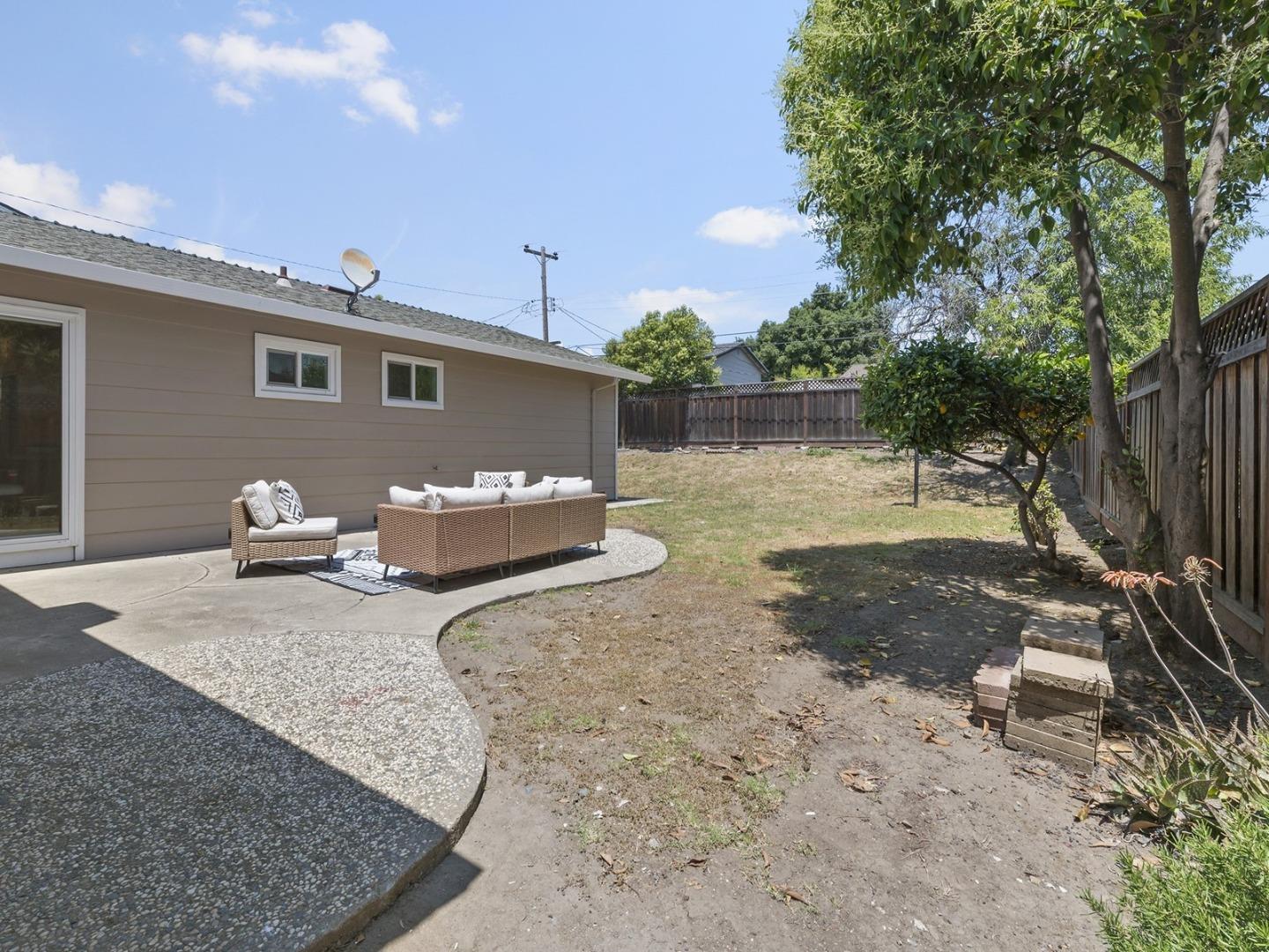 Detail Gallery Image 22 of 24 For 2106 Treewood Ln, San Jose,  CA 95132 - 3 Beds | 2 Baths