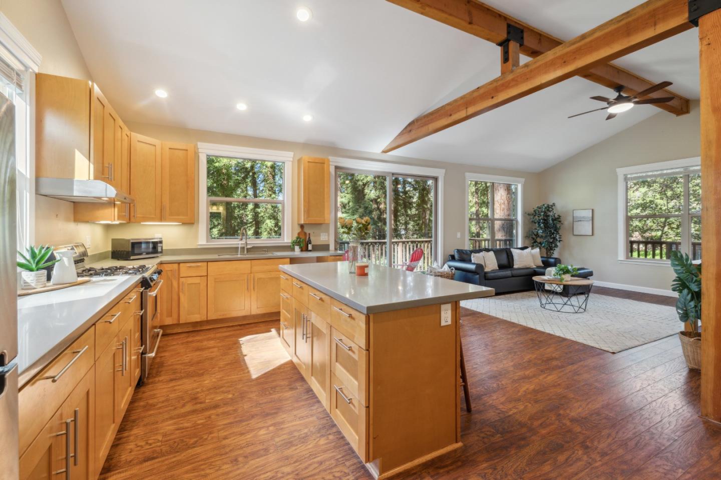 Detail Gallery Image 12 of 65 For 21 Forest Rd, Mount Hermon,  CA 95041 - 2 Beds | 2 Baths
