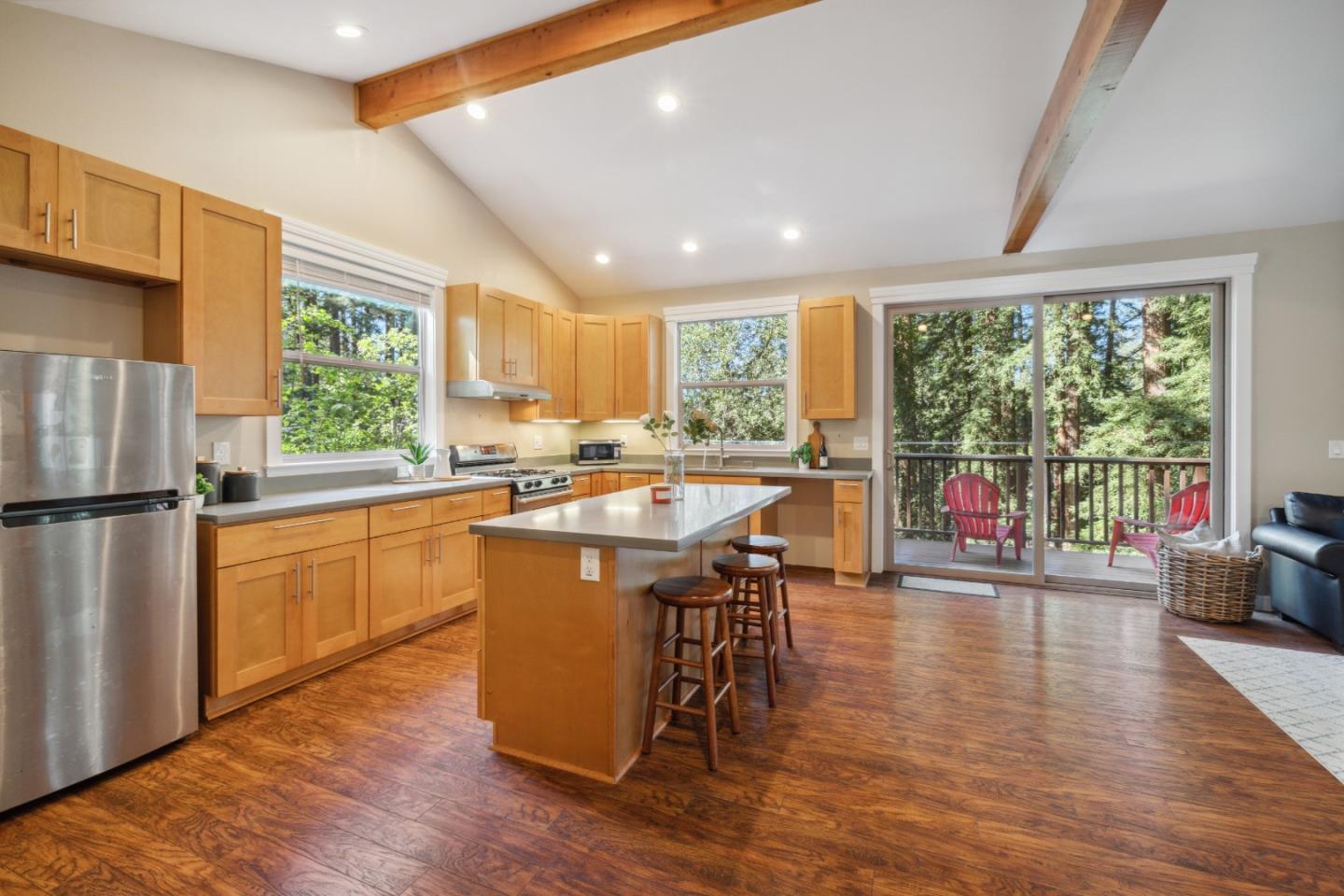 Detail Gallery Image 7 of 65 For 21 Forest Rd, Mount Hermon,  CA 95041 - 2 Beds | 2 Baths