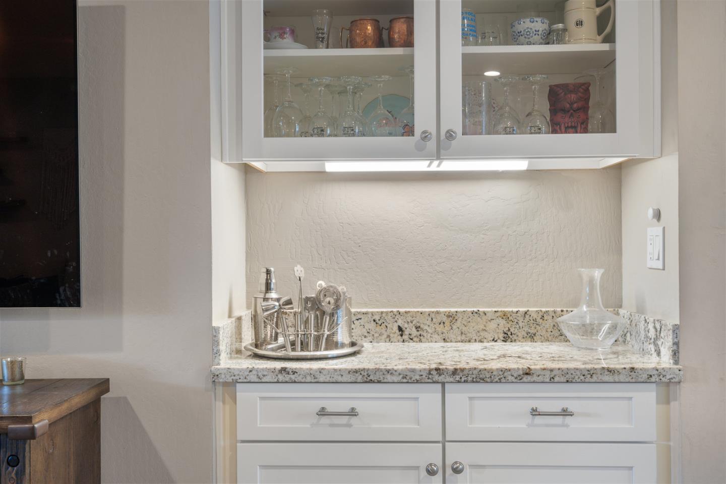 Detail Gallery Image 5 of 16 For 728 Duncanville Ct, Campbell,  CA 95008 - 3 Beds | 2/1 Baths
