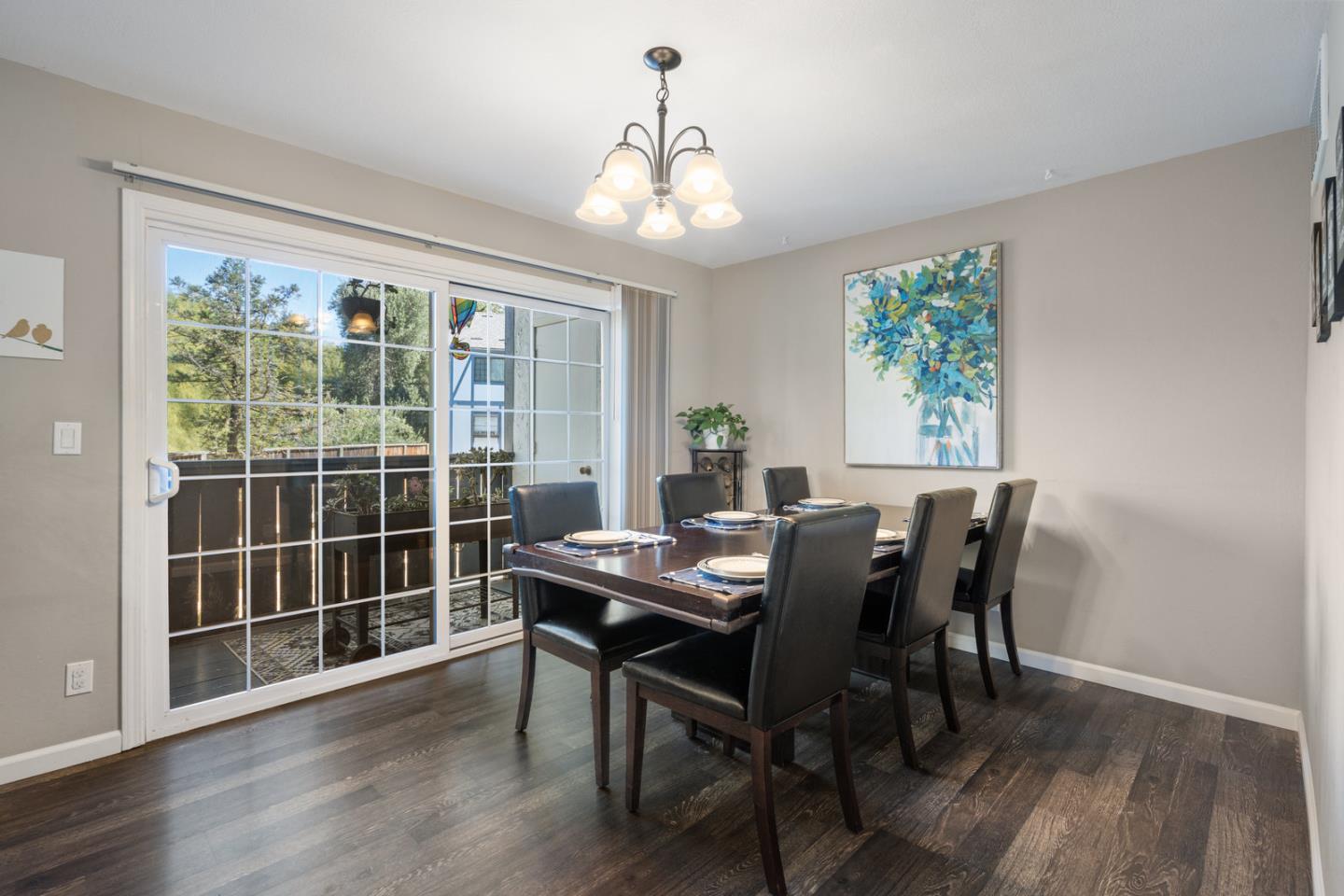 Detail Gallery Image 6 of 16 For 728 Duncanville Ct, Campbell,  CA 95008 - 3 Beds | 2/1 Baths