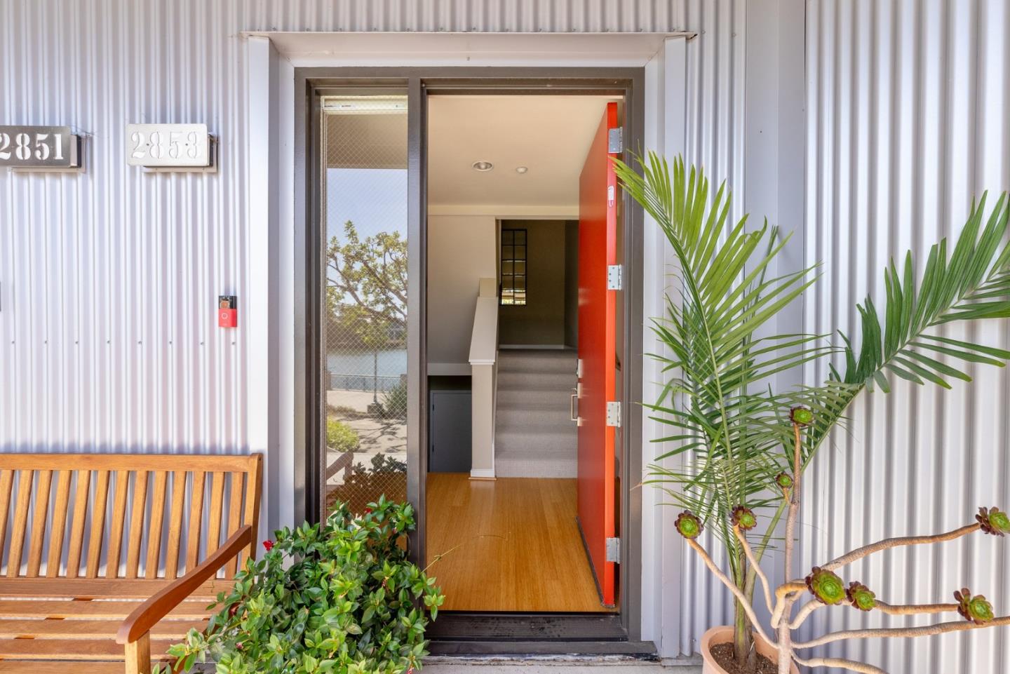 Detail Gallery Image 10 of 47 For 2853 Regatta Dr, Oakland,  CA 94601 - 3 Beds | 2/1 Baths