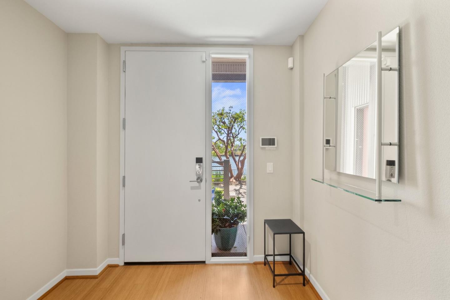 Detail Gallery Image 11 of 47 For 2853 Regatta Dr, Oakland,  CA 94601 - 3 Beds | 2/1 Baths