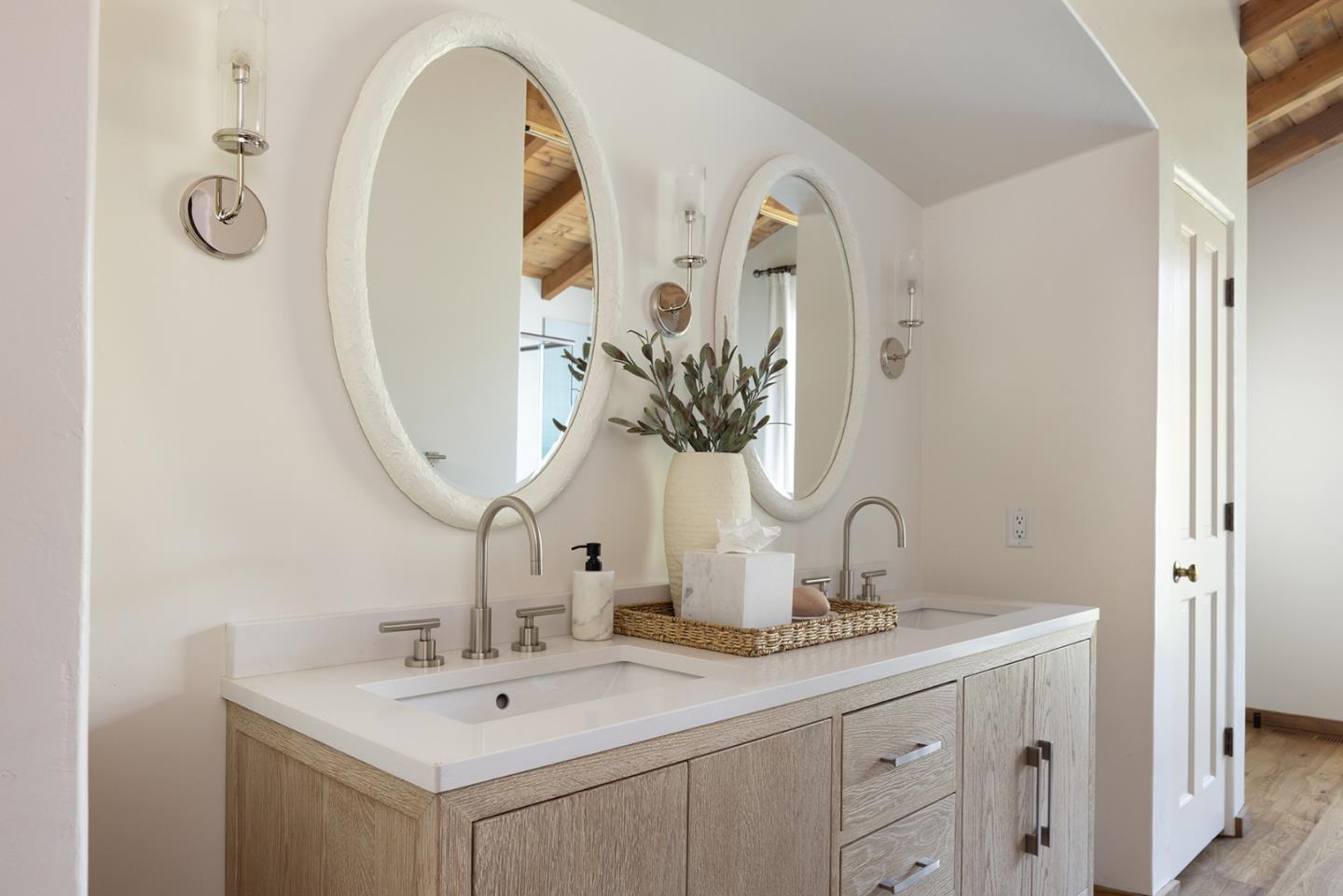 Detail Gallery Image 20 of 33 For 30530 Aurora Del Mar, Carmel,  CA 93923 - 3 Beds | 2/1 Baths